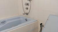 TC-PI305 - Bathroom_2.JPG