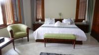 TC-PI305 - Master_Bedroom.JPG