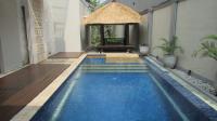 TC-KM095 - IMG_2270.JPG