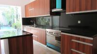 TC-CL107 - OPEN_KITCHEN.JPG