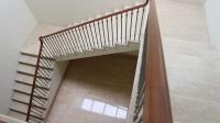 TC-KMS081 - Stair4.JPG