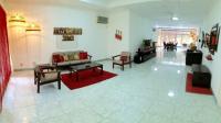 TC-KM101 - Living_room_pic1.jpg