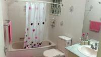 TC-KM101 - Bathroom_2.JPG