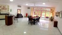 TC-KM101 - Dining.jpg