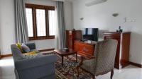 TC-PI305 - Upstairs_Living_Room.JPG
