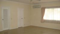 TC-PJ006 - 0195C.jpg