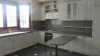 TC-PI052 - CLOSED_KITCHEN.JPG