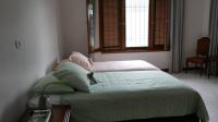TC-PI305 - Bedroom_2.JPG