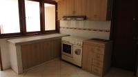 TC-KMU030 - CLOSED_KITCHEN.JPG